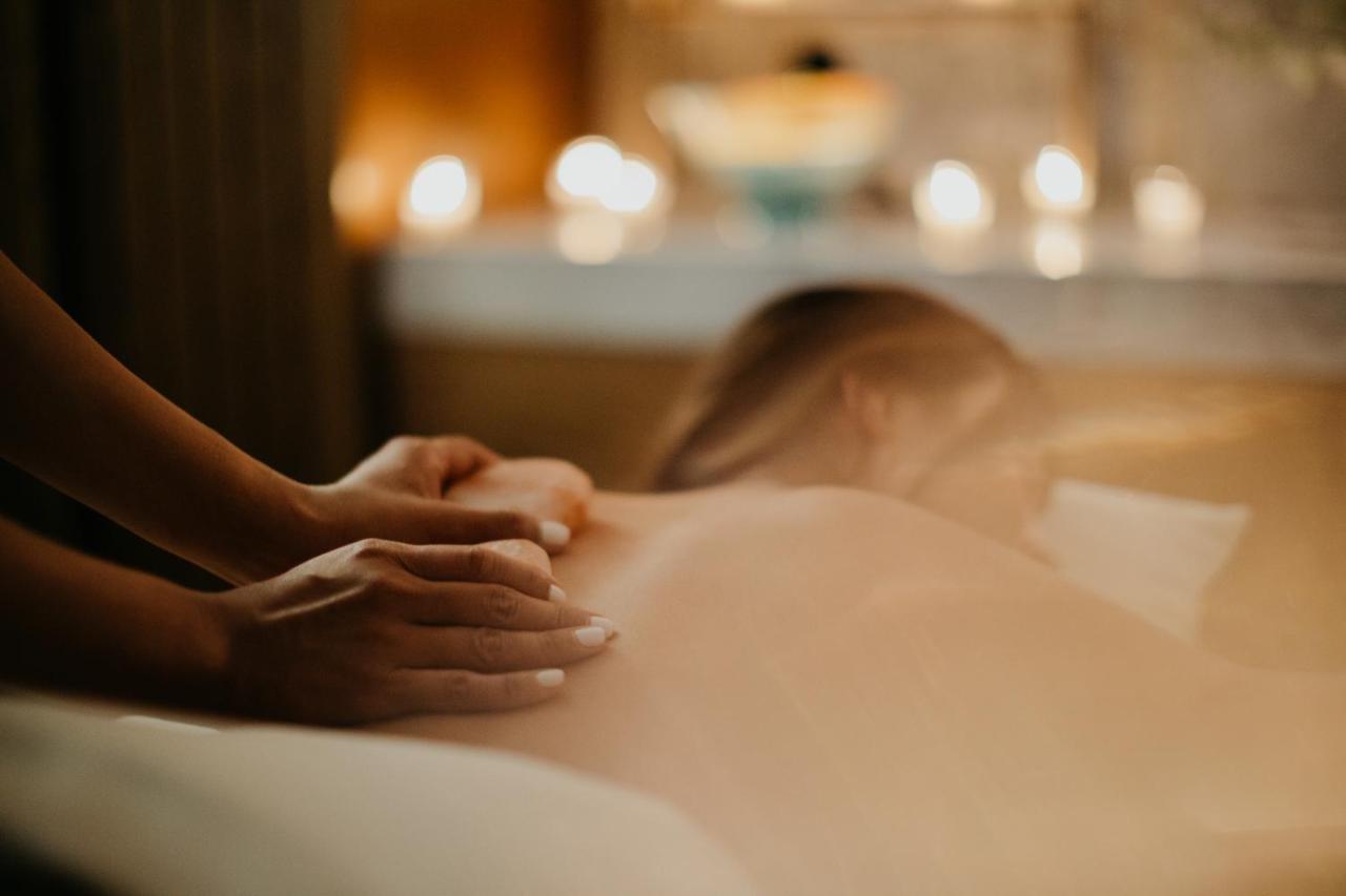 The Westin Istanbul Nisantasi Hotel Ngoại thất bức ảnh Massage